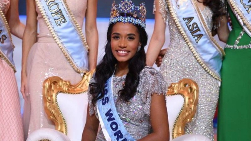 Ямайкалық бойжеткен "Әлем аруы 2019" атанды