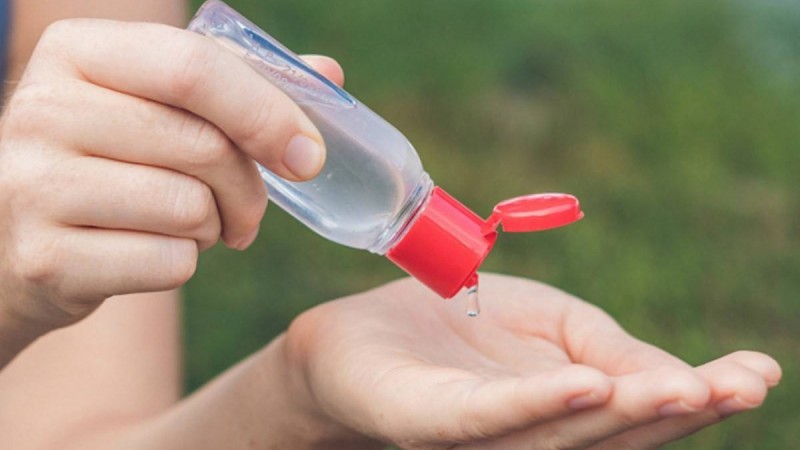 Парфюмерия өндірушілері Dior және Givenchy антисептиктер шығарады - Қазақстан жаңалықтары