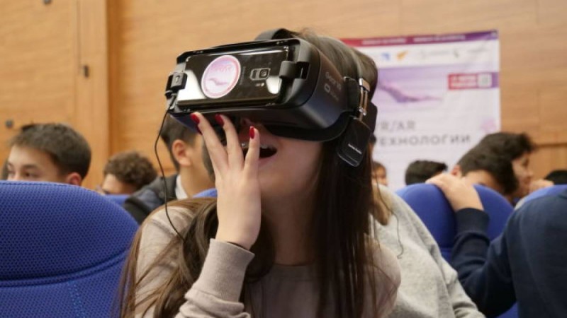 Жаңа цифрлық дәуір: технологиялар өмірді қалай өзгертеді