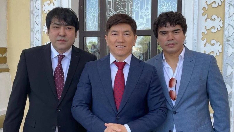 "Қан қысымы көтеріліп кетті": "Музарт" тобының концертінде оқыс жағдай болды