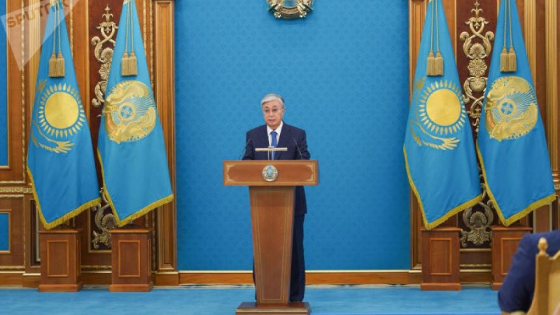 Әнші, жазушы және шопан: Тоқаев Ақордада кімдерді марапаттады