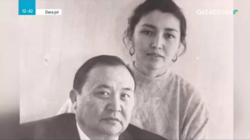 "Ішіңіз бақыт пен қимастыққа толып отыр": Дана Нұржігіт жазушы Әкім Таразидың жұбайына көңіл айтты