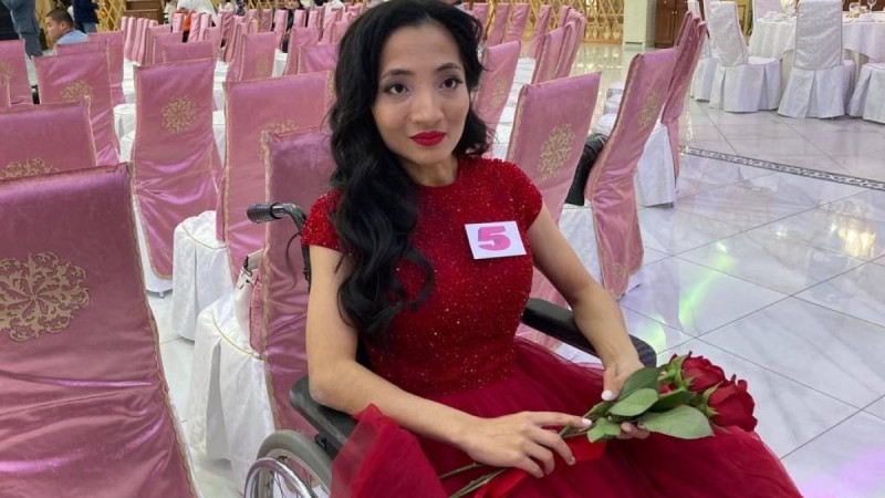 Ақтөбеде мүмкіндігі шектеулі "Ең әдемі қыз" белгілі болды