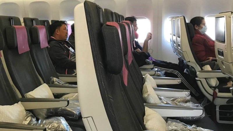 Алматыға Мәскеуден ұшып келген жолаушы коронавирусты ұлынан жұқтырған болуы мүмкін - Қазақстан жаңалықтары