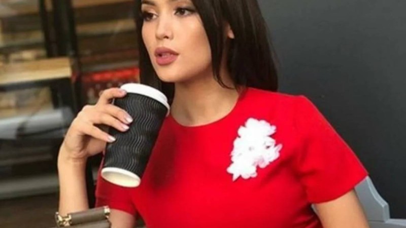 "Адал еңбекпен". Ақбота Сейтмағамбет үйлі болған қуанышымен бөлісті