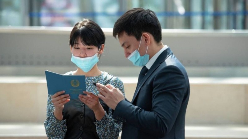 Астаналық әйел 21 жыл бейтаныс адаммен некеде болғанын білмеген