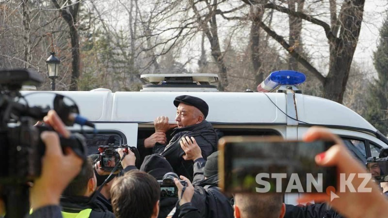 Құжаттан 422 қате табылған: Сенат ақпарат министрлігі әзірлеген заң жобасын кері қайтарды - Қазақстан жаңалықтары