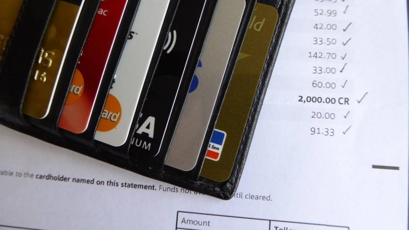 Мобильді аударымдардан алынатын салық: вице-премьер Қаржы министрлігіне тапсырма берді