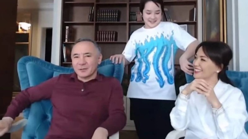 "Өз ауылына мектеп салып берген": Қапыда қаза тапқан Қайрат Беркімбаев туралы не белгілі