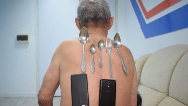 Атыраудағы магнит адам ерекше қасиеті туралы айтып берді