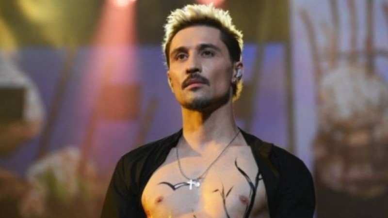 Желіде қазақстандық тойда өнер көрсеткен Дима Биланның видеосы талқыланып жатыр (ВИДЕО)