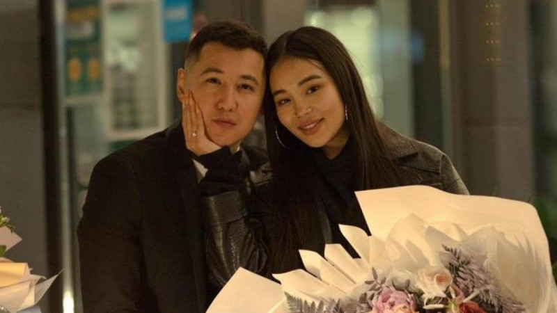 "Say Mо-ның аяғы ауыр ма": Әншінің бұрынғы жолдасы пікірін айтты