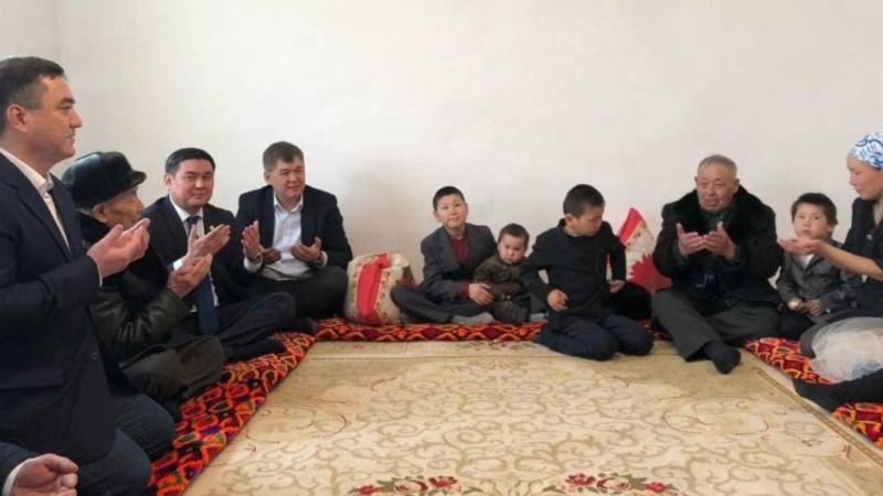 2020 жылы 4 баладан көп отбасына жәрдемақы қалай төленеді
Квартал сайын мекен-жай бойынша көмек көрсетіледі