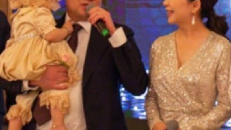 "Мен жайында түк білмеді. Көпке дейін түсінбей жүрді": Күйеуі Тамара Асардың әнші екенін білмеген