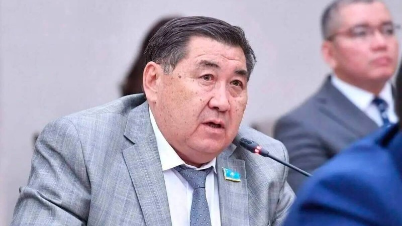 Халық пен бизнесті сыға бергенше, банктерді де сығайық – Ермұрат Бәпи