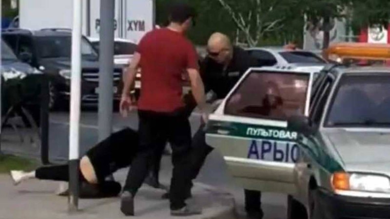 "Бойжеткенді шашынан ұстап сүйреді": Қостанайда тараған видео кейіпкері қыз емес, жігіт болып шықты - Қазақстан жаңалықтары