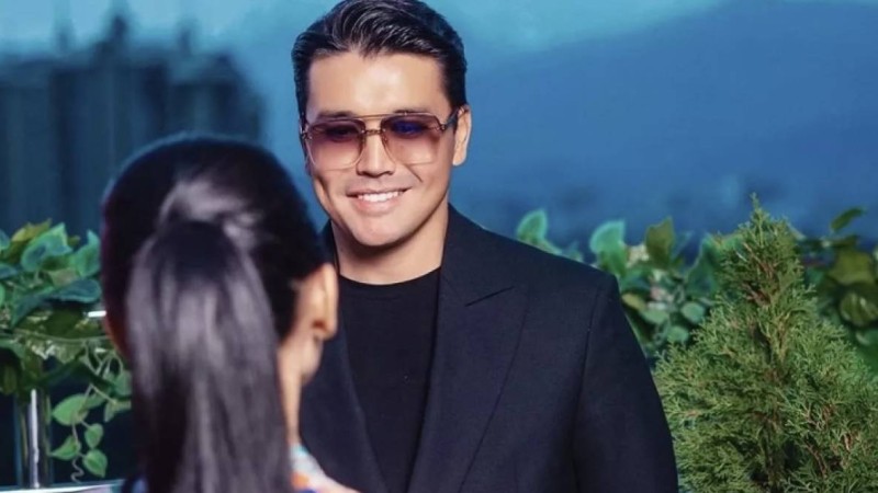 Нұрболат Абдуллин әйелін алғаш рет бейнебаянына түсірді (фото)