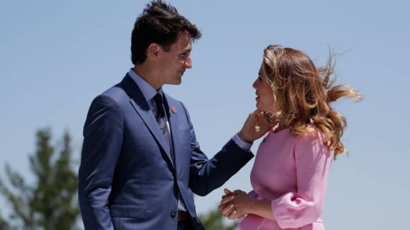 Канада премьерінің әйелі коронавирус жұқтырды