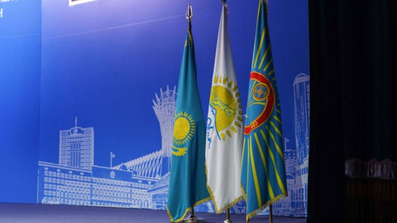 Абаев саяси кеңесте президент ауысады деген сыбыс туралы сұраққа жауап берді