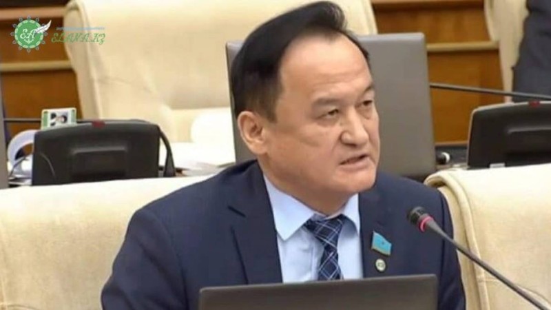 Бұл сіздерге Ресей думасы емес – Қазақ Парламенті! – Қазыбек Иса