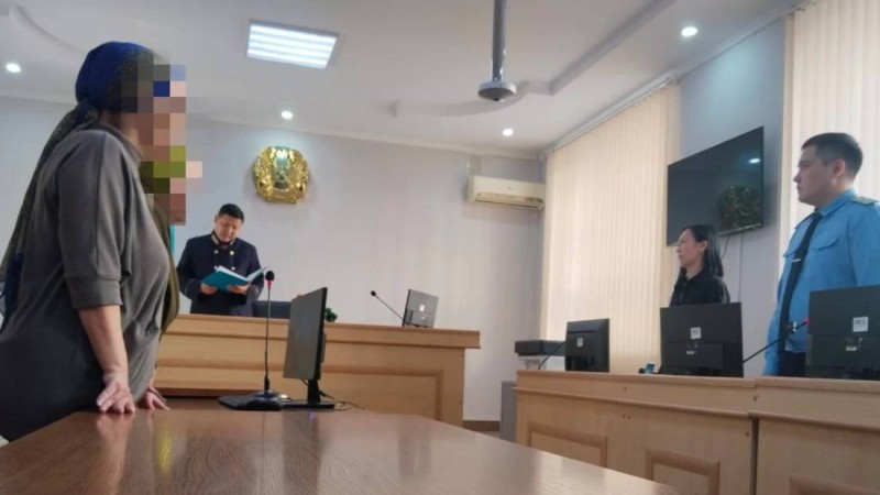 Қостанайда фельдшерді ұрып-соққан әпкелі-сіңлі бас бостандығынан шектелді