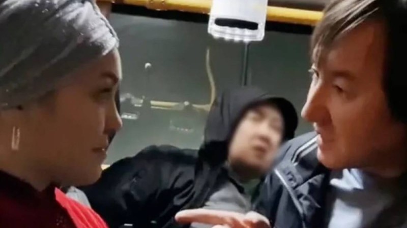 "Еспанов деген сайын": Жұлдызай мен Нұрлан Еспанов көпшіліктің алдында ұрсысып қалды (ВИДЕО)