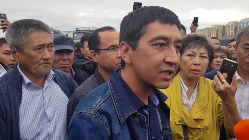 Ринат Зайытов: Партия құрамынан көргілеріңіз келсе, депутат қыласыздар дедім