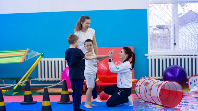 Алматы облыстық мәслихатында аутистік спектрдің бұзылуы бар балалардың білім алу бойынша құқықтарының сақталуын қамтамасыз ету мәселесі қаралды