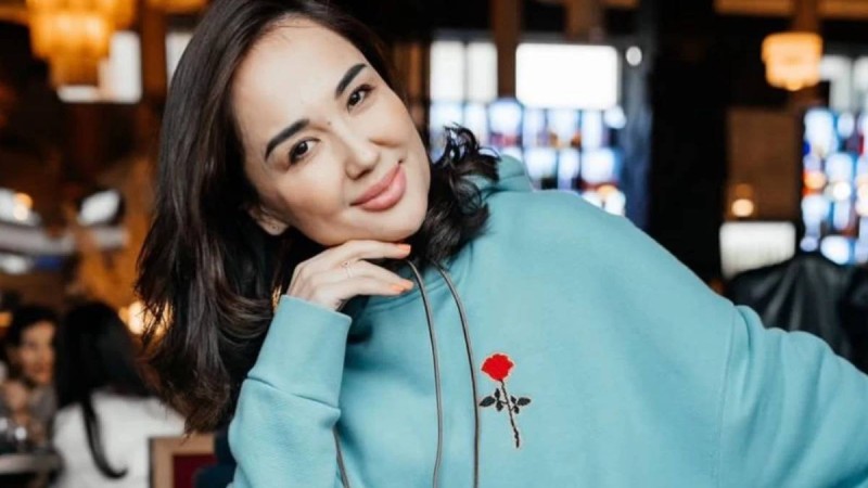 "Бір елі қасынан қалмадым": Ләйлә Сұлтанқызы кенже ұлының туған күнімен құттықтады