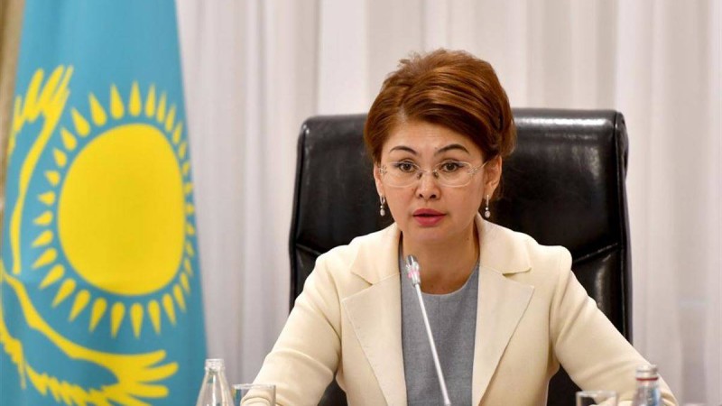 Мәдениет және ақпарат министрі Аида Балаева Dala News журналистерін қолдауда