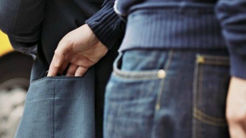 Алматы облысының тұрғыны бір сағаттың ішінде игі іспен де, қылмыспен де айналысты