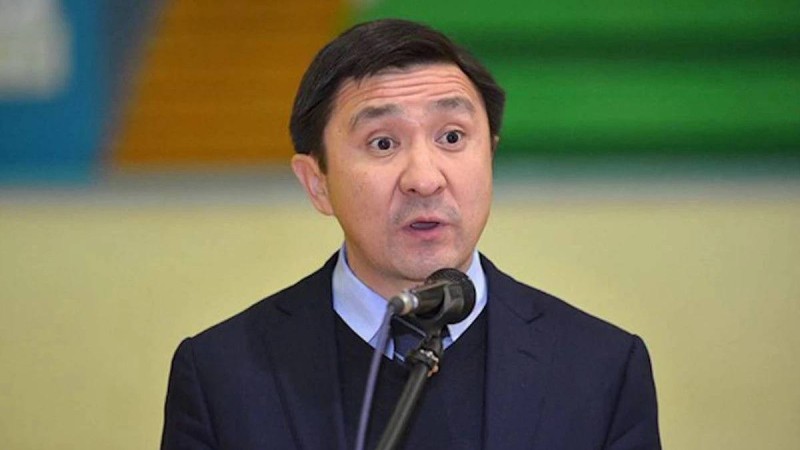 Миллиард теңгенің дауы: Ерлан Қожағапановты ауыр жемқорлық қылмысы үшін соттамақ