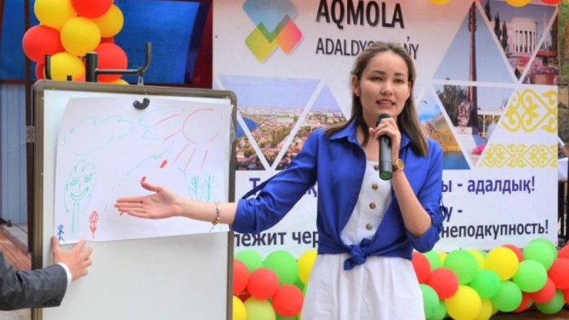 22 жасында әкімнің кеңесшісі болған Самира Тайтенова жайлы мәлімет шықты