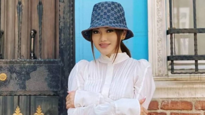 "Ақыры ауруханаға түстім": Ерке Есмахан денсаулығы сыр беріп, ауырып қалғанын жеткізді (фото)