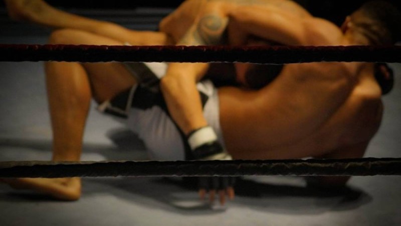 ресейлік спортшы қазақстандықты нокаутқа түсірді – видео