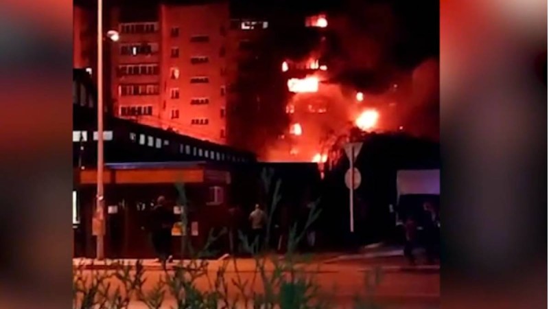 Ресейде әскери ұшақ тұрғын үйге құлады