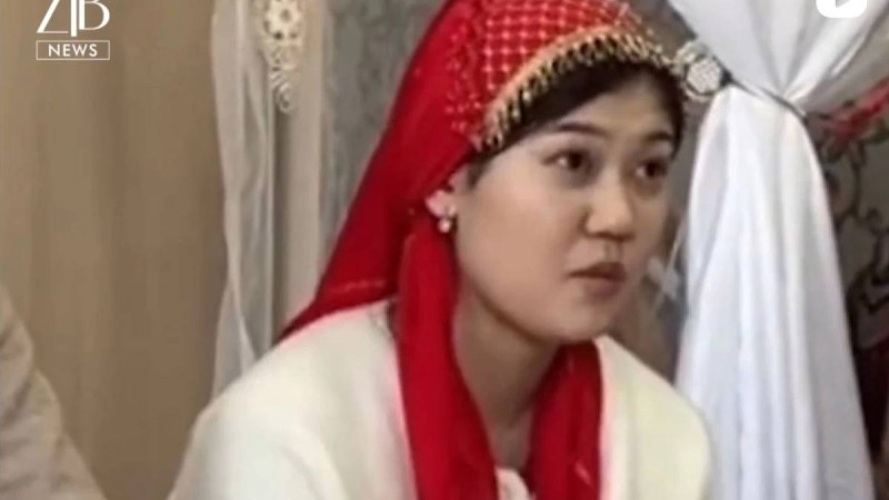 "Енесінен қорқып тұр": Желіге мәһрден бас тартқан қалыңдықтың видеосы тарады