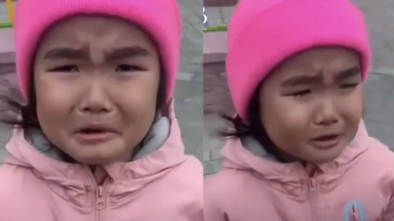 Желіде Путиннің келгеніне жылаған кішкентай қыздың видеосы тарады