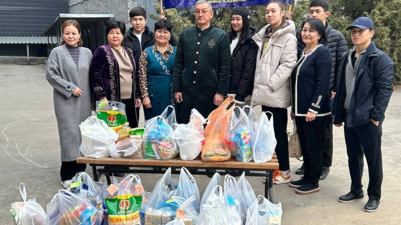 Қайырымдылық күні: "Игі істер" марафоны аясында жас спортшылар игі іс жасады