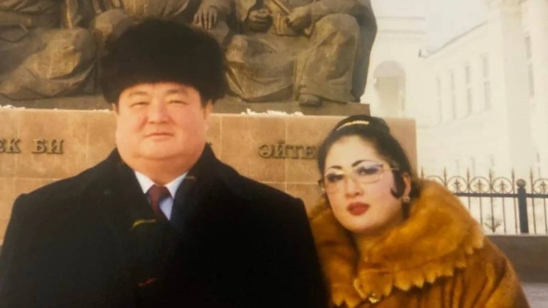 Мақпал Жүнісова күйеуі Заманбек Нұрқаділов жазған соңғы хатты көрсетті (фото)