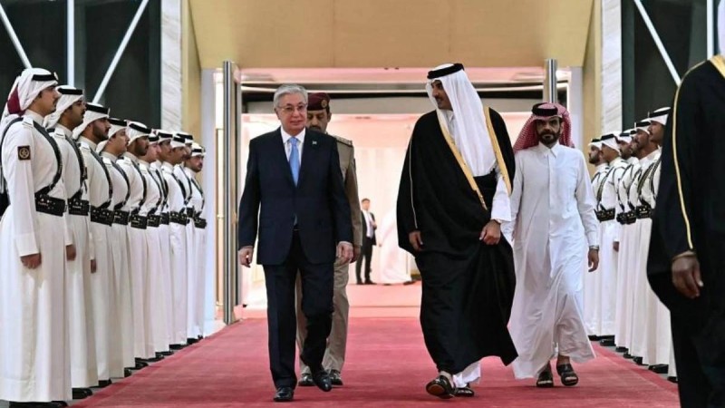 Тоқаев мемлекеттік сапармен Катарға барды