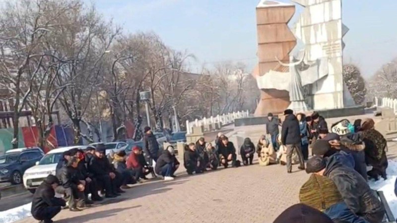 Алматыда “Желтоқсан 86” қоғамдық бірлестігі қатысушыларының ЛГБТ-ға қарсы акциясы өтті