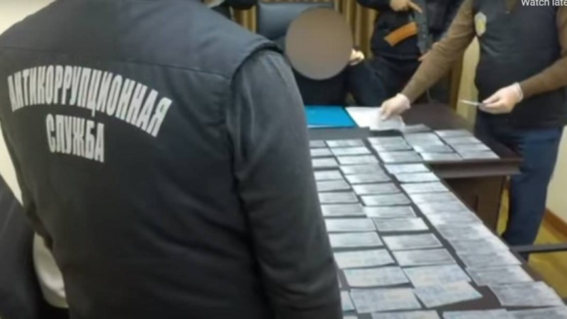 Алматы облысында шенеуніктерді ұстау сәтінің видеосы тарады