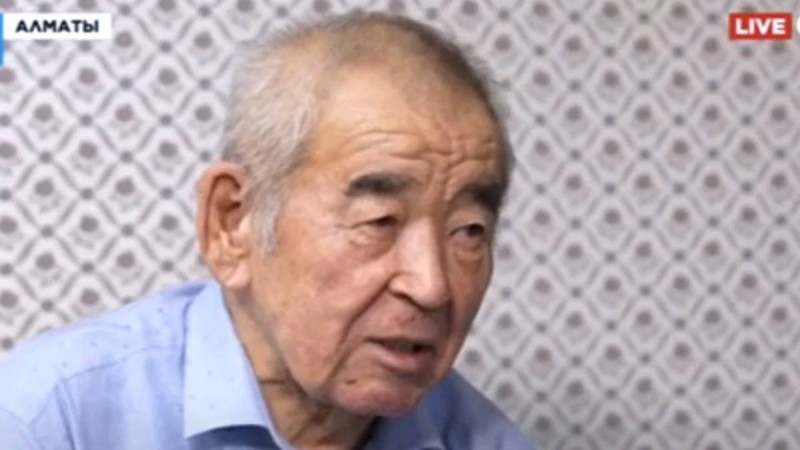 "Түсінде бір шал аян беріпті": Жүрсін Ерман еміне дәрі табылғанын айтты