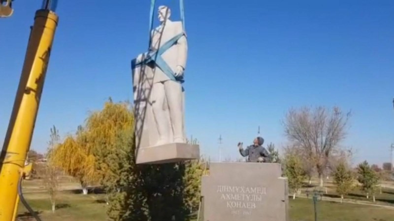 Алматы облысында Қонаевқа арналған атышулы ескерткіштің құрылысы тоқтады