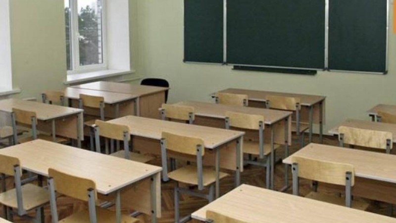 "Ішкі дауыс бұйрық берген": Таразда 9-сынып оқушысы қатарласының тамағын кескен