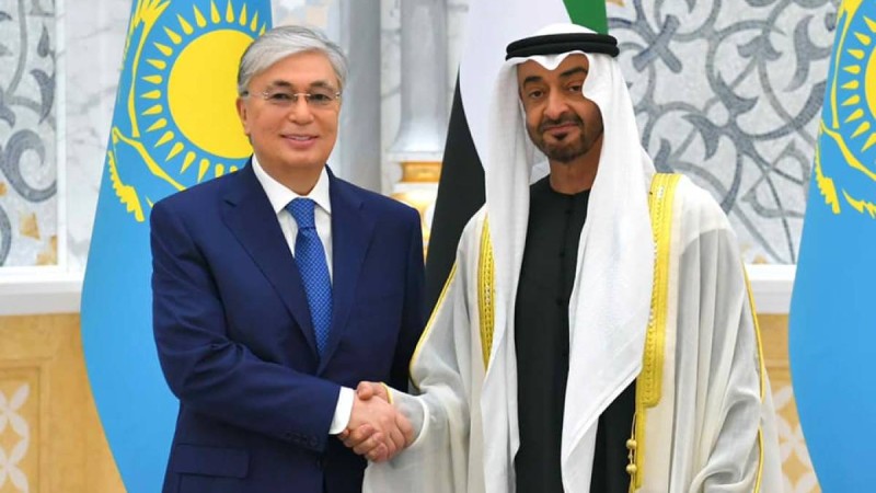 Тоқаев БАӘ-нің мұрагер ханзадасын құттықтады