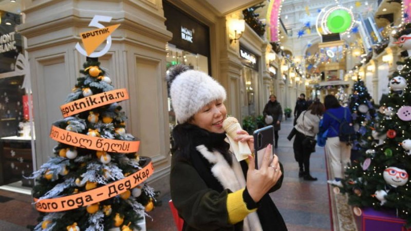 Мерекеге орай оқырмандарға 33 тілде ақпарат беріледі   