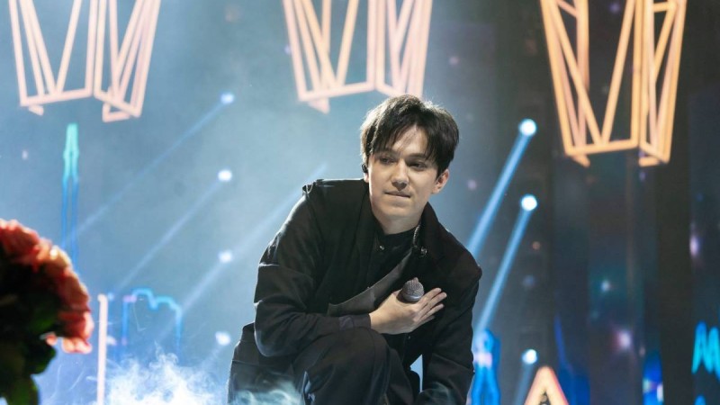 Димаш Құдайберген Қазақстаннан кетеді