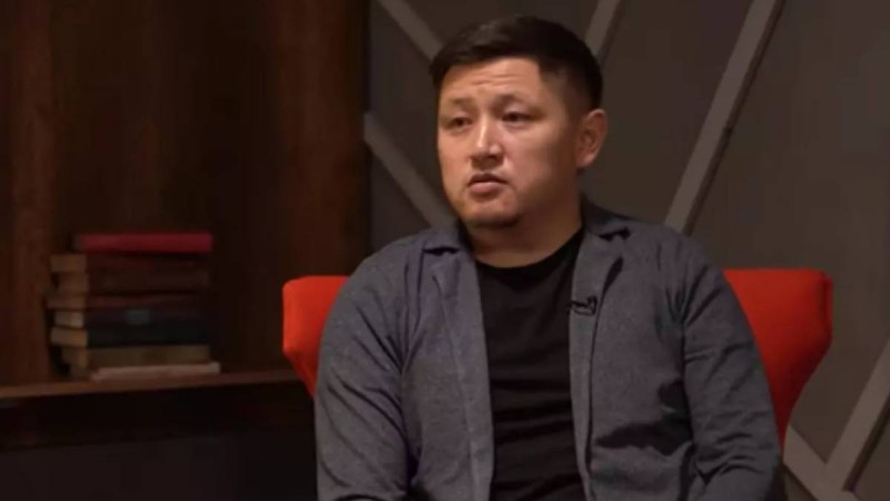 "Кейде өкінемін": Нұрболхан Шарапов Ләйлә Сұлтанқызымен болған арадағы дауға қатысты жан сырын ақтарды (ВИДЕО)